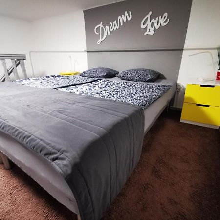 Kst Apartman Lejlighed Budapest Eksteriør billede